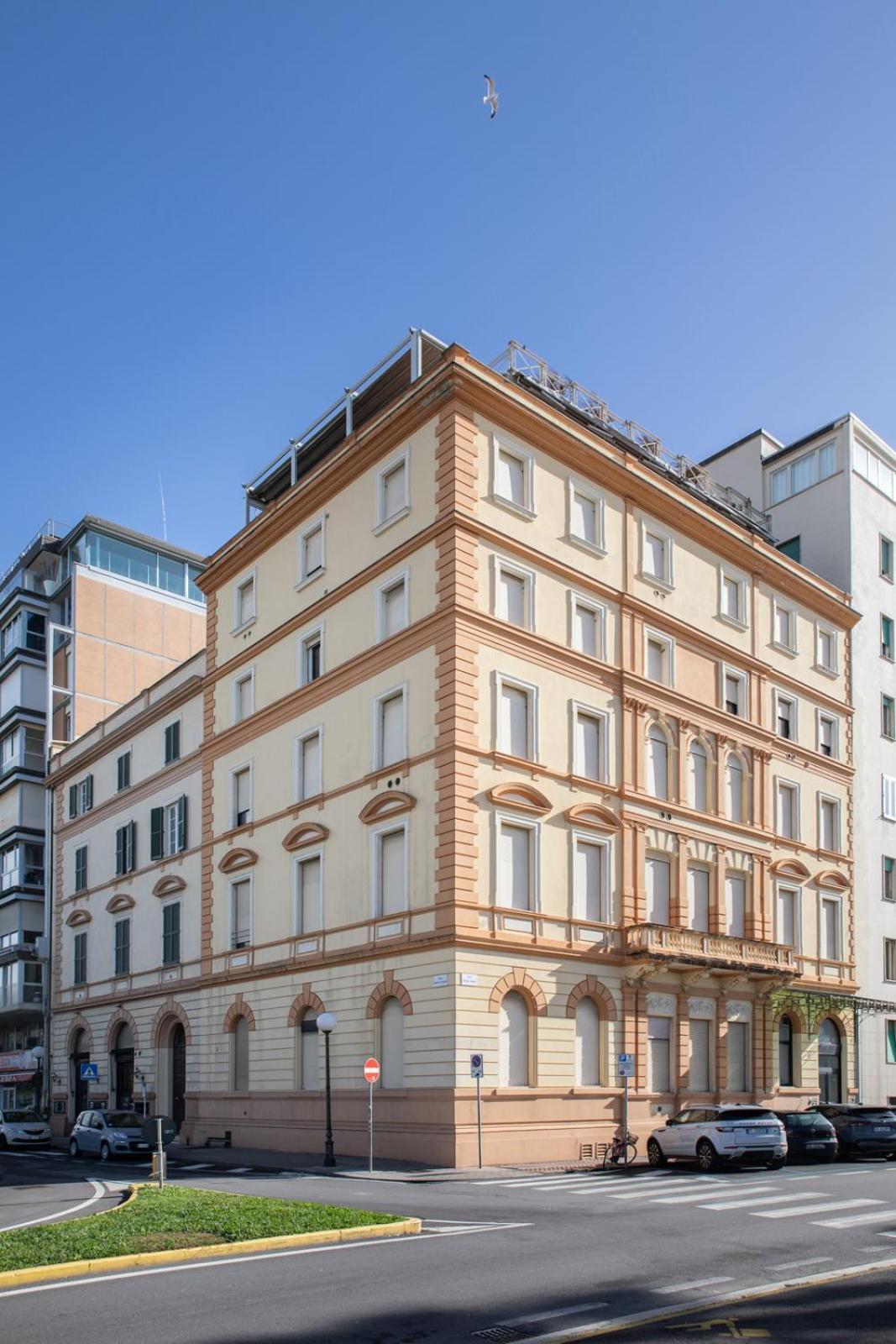 "Burlamacca" Luxury Apartment В'яреджо Екстер'єр фото
